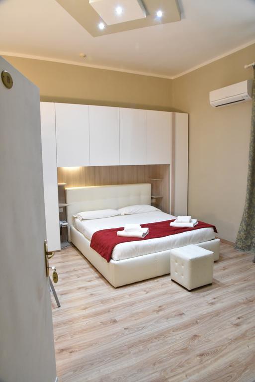 Hotel Moderno Piombino Zimmer foto