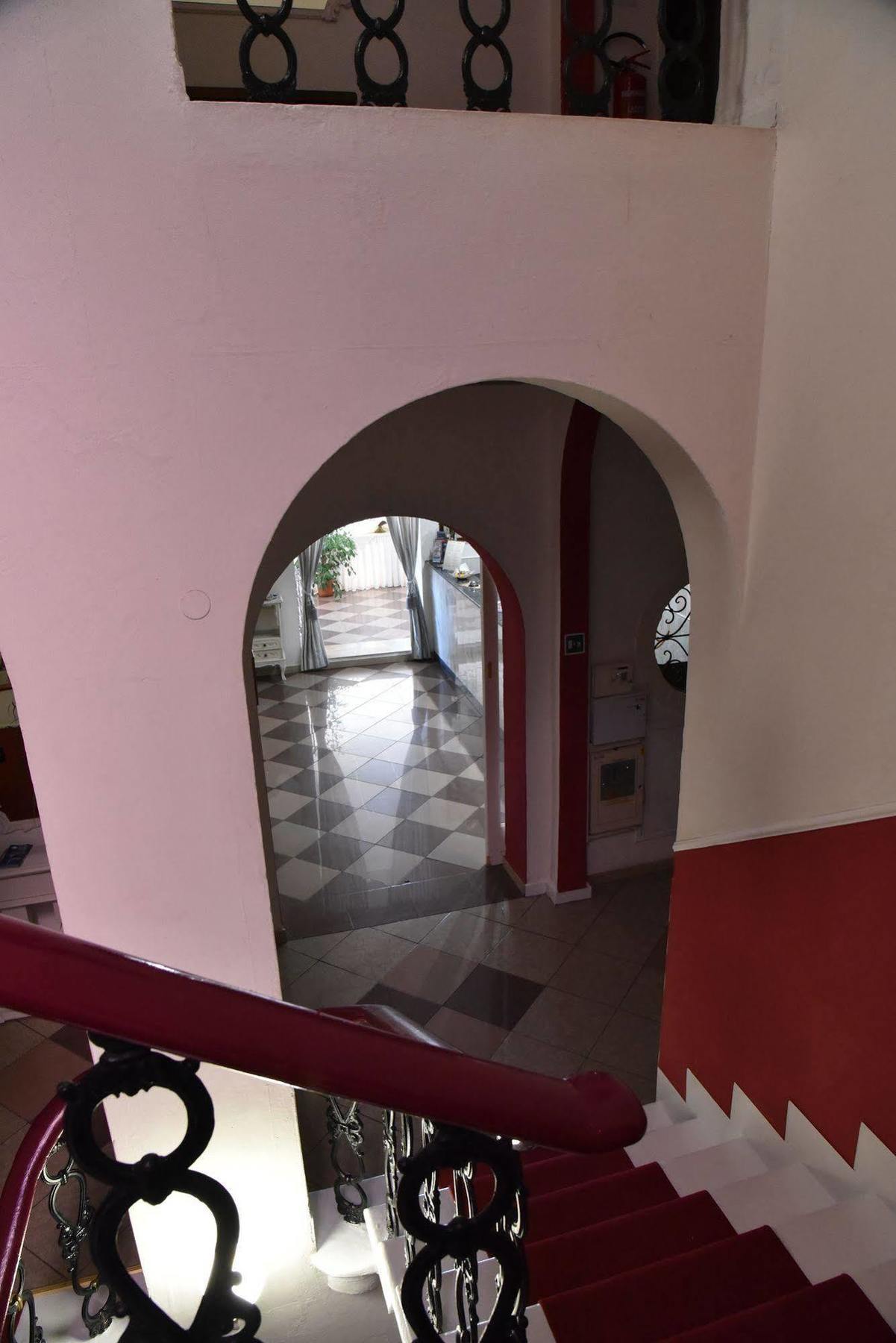 Hotel Moderno Piombino Exterior foto